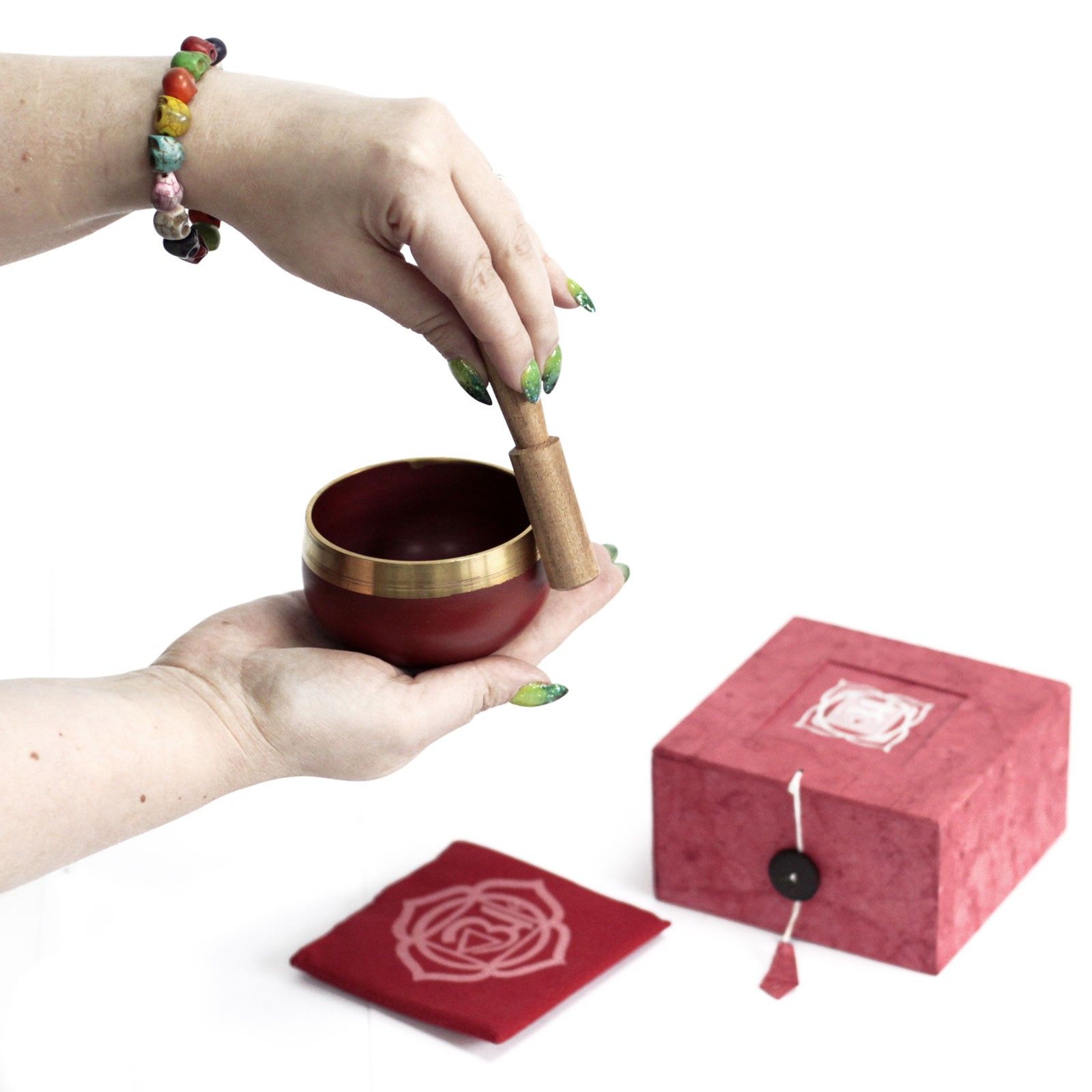 Chakra Singing Bowl, Root, product photograph